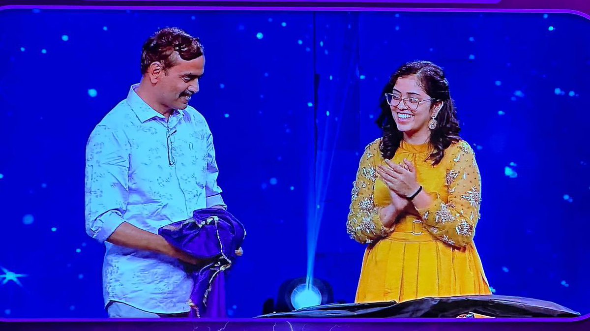 BRSHarish's tweet photo. ఆహా లో జరుగు��ున్న ఇండియన్ ఐడల్ సీజన్ 2 సింగింగ్ కాంపిటీషన్లో అద్భుతంగా పాటలు పాడుతూ అందర్నీ  మెప్పిస్తున్న సిద్దిపేట ముద్దుబిడ్డ ల���స్య ప్రియకు హృదయపూర్వక అభినందనలు. నీ సంగీత ప్రస్థానాన్ని ఇలాగే కొనసాగించి, ఉన్నత శిఖరాలను అధిరోహించాలని మనస్పూర్తిగా కోరుకుంటున్నాను. https://t.co/BT9c3GQKjl