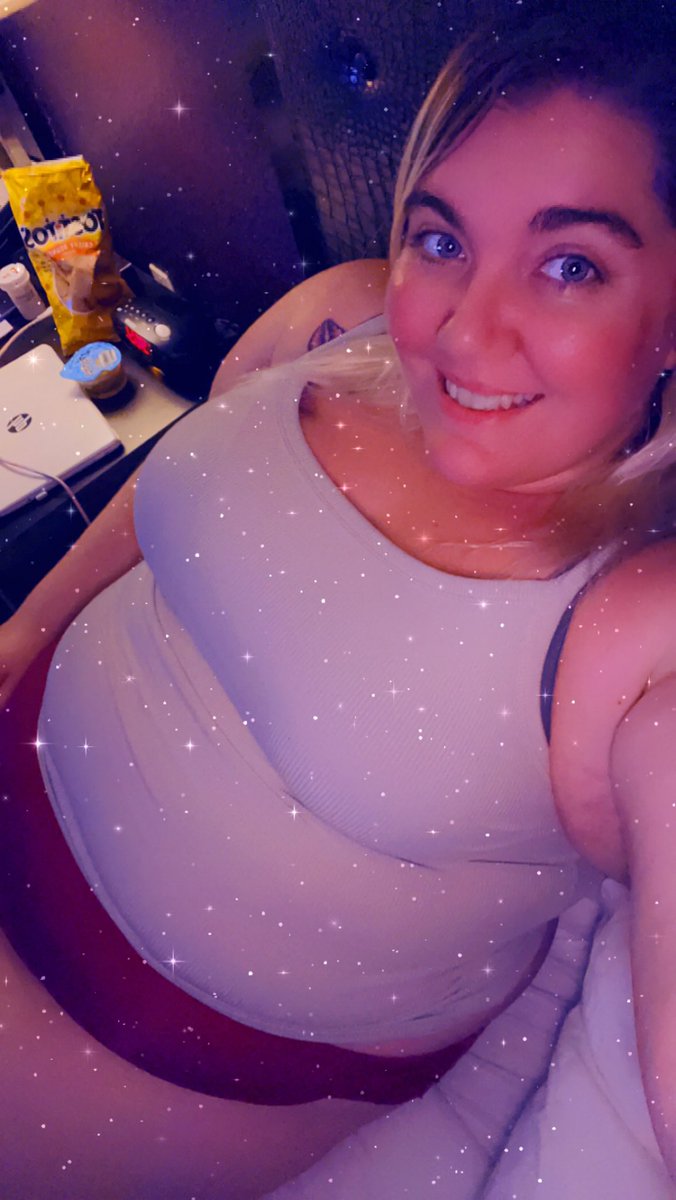 MadisonstoneBBW's tweet photo. Doing video shows today and tomorrow must have cash app or Apple Pay. https://t.co/m1JJ9bAgj3