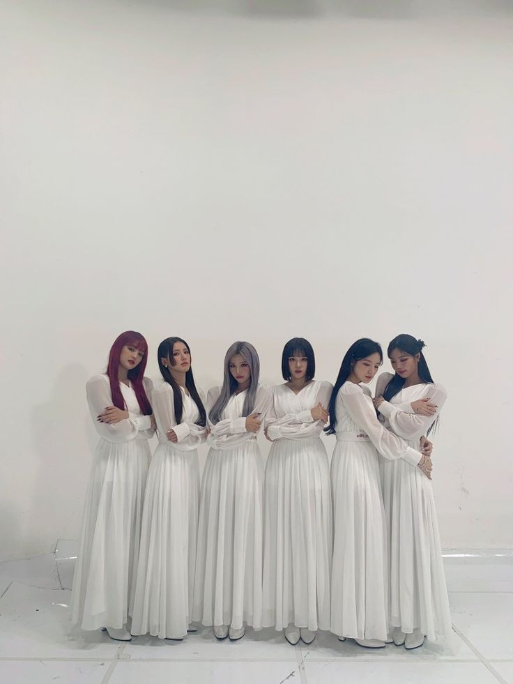 OArdiman's tweet photo. @girlgrouparea OFC hwaa era https://t.co/bWQMk6sxes