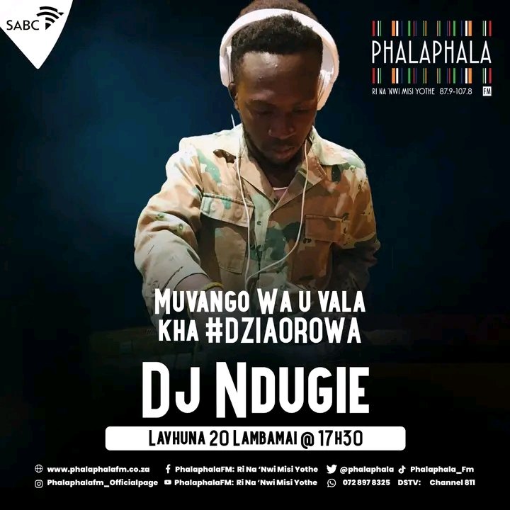 deep_renzo's tweet photo. Sanga misi ri rothe nga hafha Tembisa kha Mbekanyamushumo ya #Dziaorowa326pm na @Ticoliphadzi @shandu_vele na Mubveledzi @Rendys123 Musumbuluwo u swika Lavhutanu kha @Phalaphala FM #Azisheeeee #tbt #Muvango Yohh @euphoriadj ori jaivisa lwa vhutungu🤞🏿🎶🎼🎵🎙️🎧📻🔥🔥🔥🕺🏿🕺🏿🕺🏿💃🏿💃🏿💃🏿 https://t.co/cYa01cSYr8