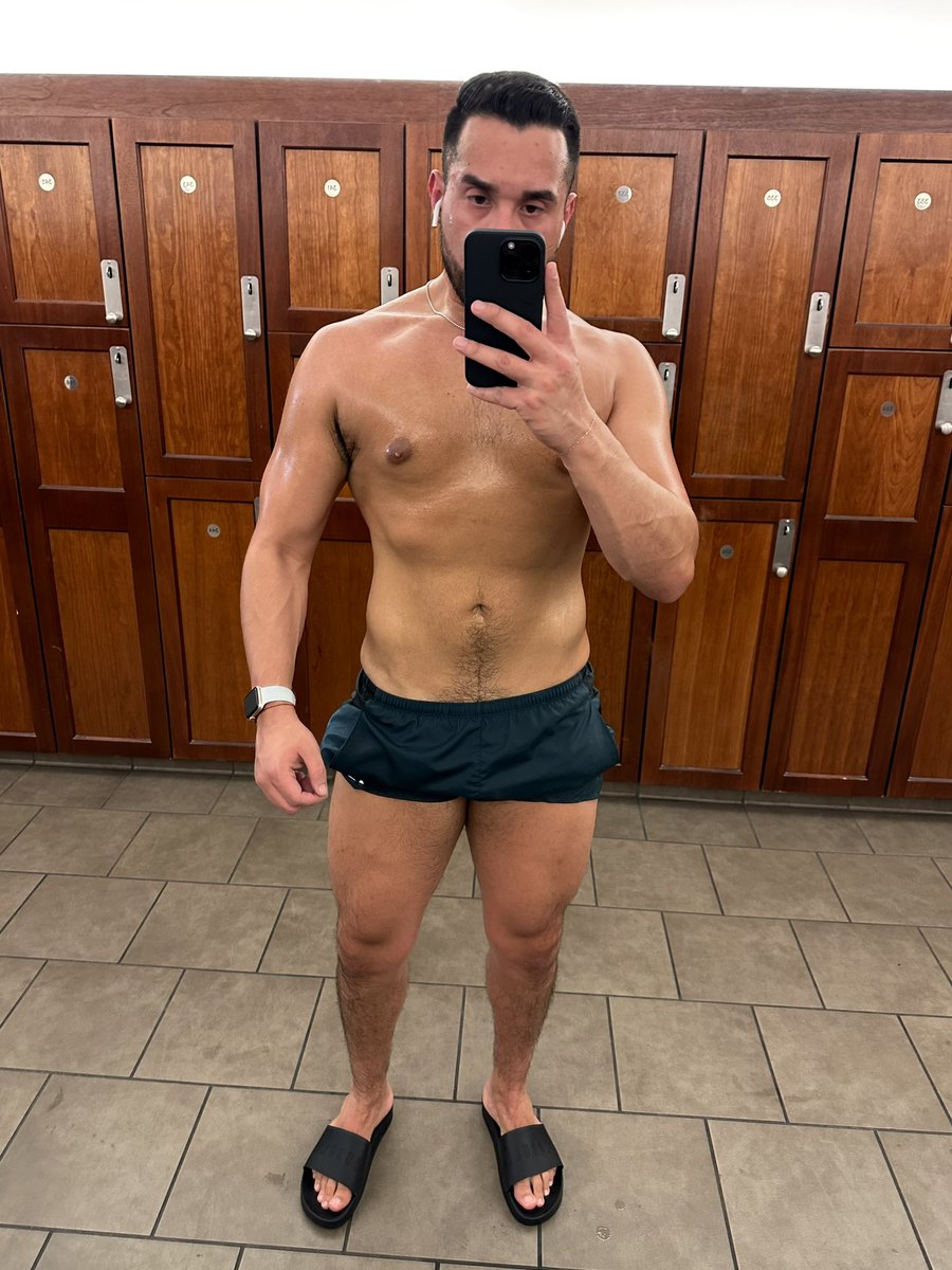 joeejmt's tweet photo. working on myself https://t.co/4cbXkNZYth