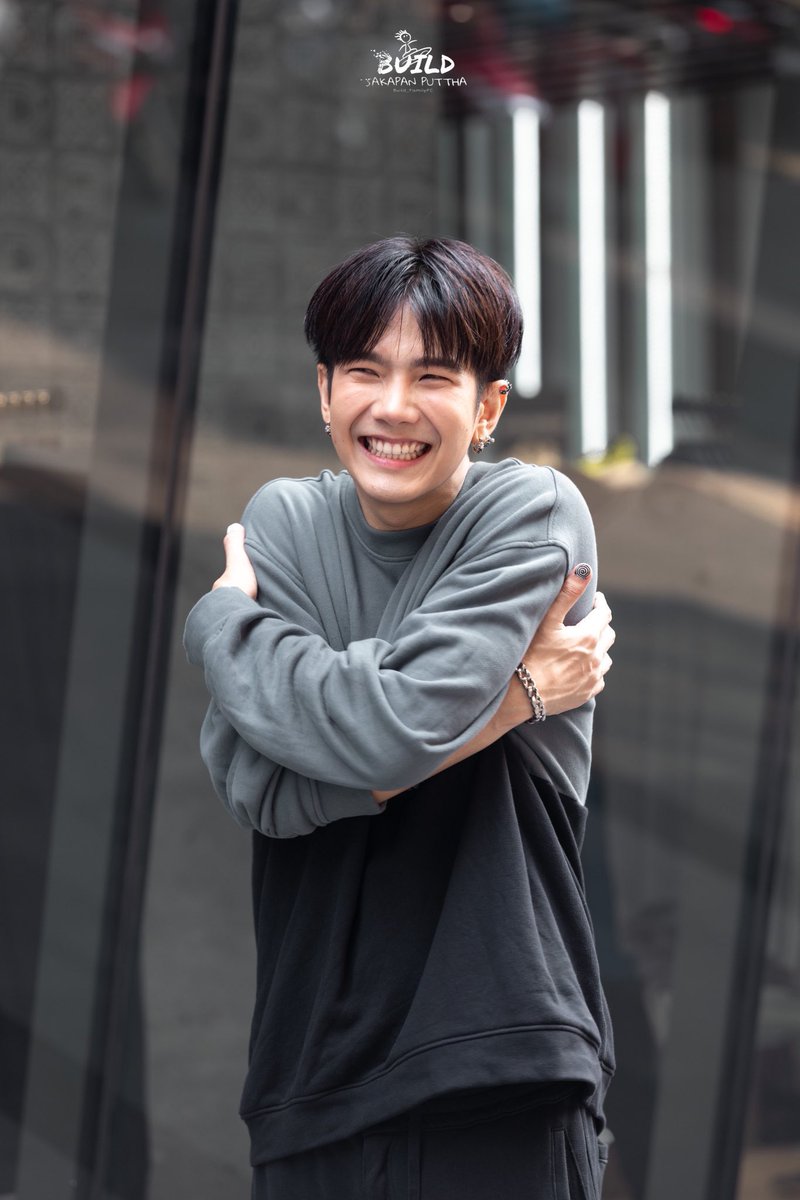 kogdavsebesjat's tweet photo. I hope you're okay.
That there is someone to hug you.
And tell you how wonderful you are.
Always by your side.
#MemoriesWithBuild
OUR LUVE FOR BIU
#BuildIsComingBack
@JakeB4rever https://t.co/pOktEL4Udb
