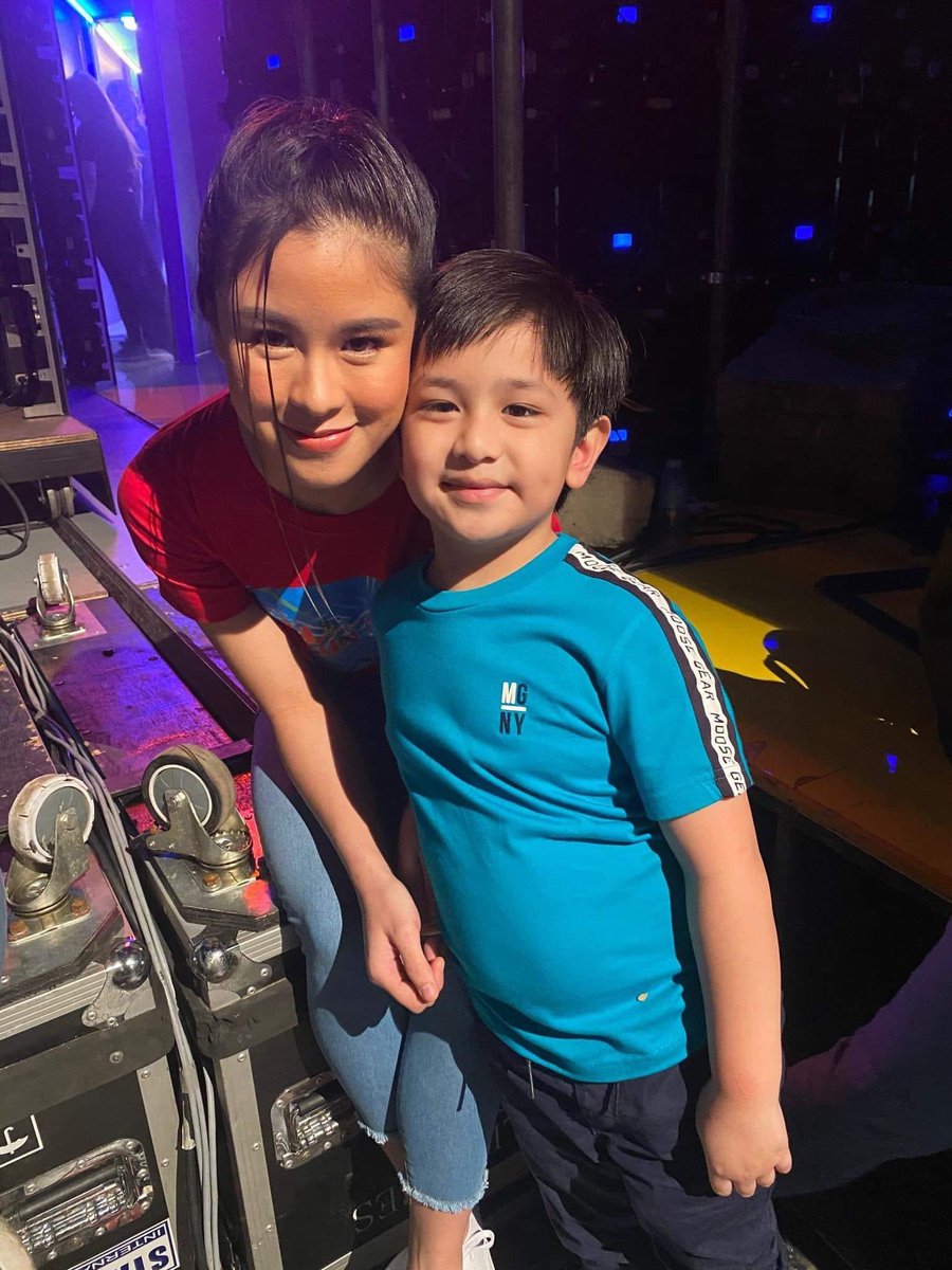 GAMORAYOURKARMA's tweet photo. Cutie #KissesDelavin &amp; Raphael 😍❤️ https://t.co/yCEZwxDJyh