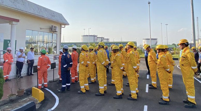 IOCLManipur's tweet photo. Mock Drill at Imphal Depot in presence of DGM (Ops), IOAOD SO Sh D K Pathak https://t.co/knzEI4liFf
