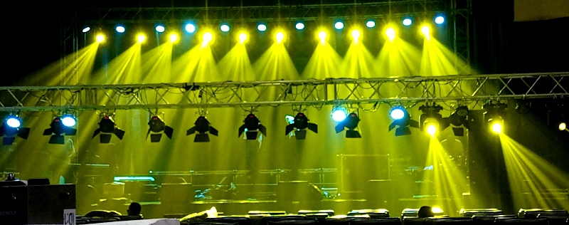 Tochlyt's tweet photo. Big Energy, every time we (Tochlyt production) come through Big energy...in the voice of Dj Khalad " Another one"
Lighting was done for the on going #EcowasMusicuyo season 2 at ibom hall....we do the most✌🎉
#Ecowasmusic #Uyo #musicians https://t.co/w5YiyLvz5L