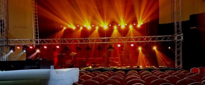 Tochlyt's tweet photo. Big Energy, every time we (Tochlyt production) come through Big energy...in the voice of Dj Khalad " Another one"
Lighting was done for the on going #EcowasMusicuyo season 2 at ibom hall....we do the most✌🎉
#Ecowasmusic #Uyo #musicians https://t.co/w5YiyLvz5L