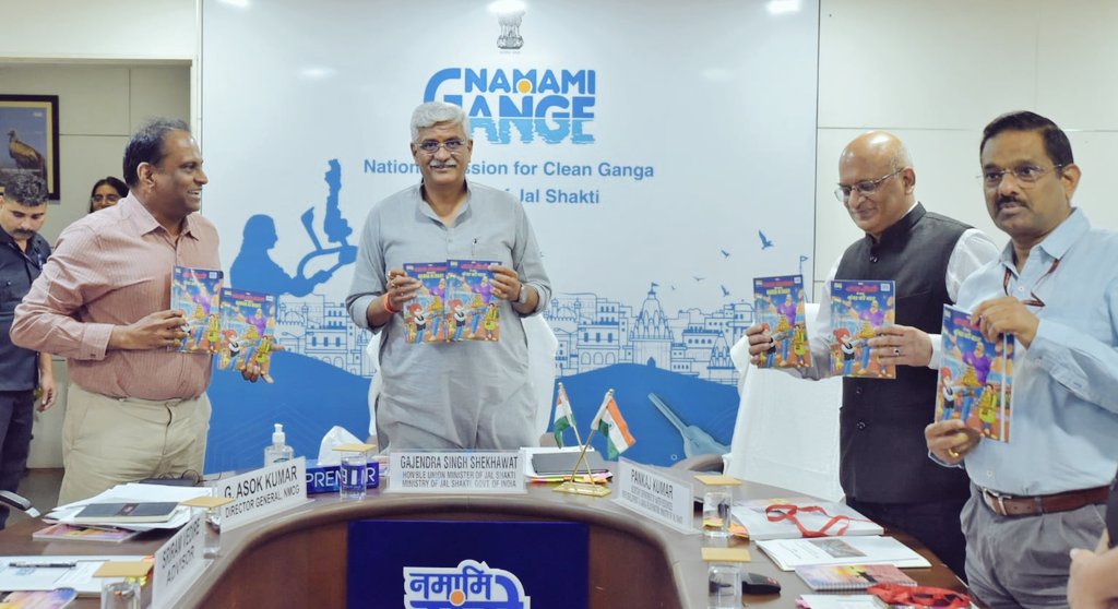 cleanganganmcg's tweet photo. चाचा चौधरी के साथ, गंगा की बात!

Launched by Hon'ble Jal Shakti Minister Sh @gssjodhpur today, this series of 08 comic books, is first-of-its-kind initiative to bring behavioural change in children towards #Ganga/River Rejuvenation in an entertaining way.

#ChachaChaudhary https://t.co/CoOnv63SoM