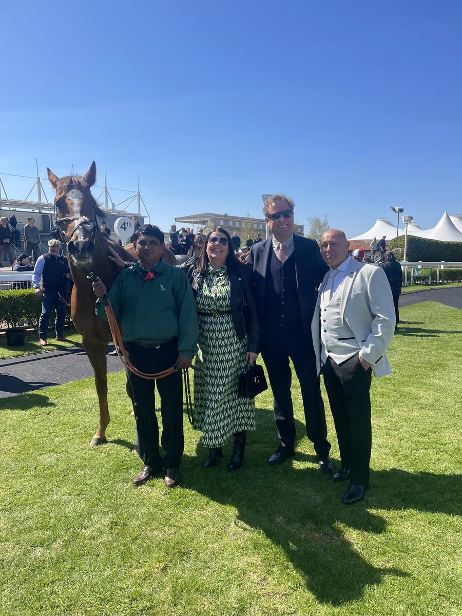 OpThoroughbreds's tweet photo. A great run from Yacowlef🥈 taking second place in the Class 2 Handicap at @NewmarketRace.

Well done to the team at @whatcomberacing and his owners, who are always there to support him! 

#OpulenceThoroughbreds https://t.co/iEYUJhowM2