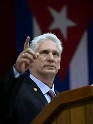 Muchas felicidades para nuestro presidente <a href="/DiazCanelB/">Miguel Díaz-Canel Bermúdez</a>  por su elección como presidente y porque hoy 20 de abril que está cumpliendo años. De todo corazón le deseamos mucha salud y sobre todo mucha fuerza para q nos siga guiando en lo adelante.🇨🇺 #CubaPorLaVida