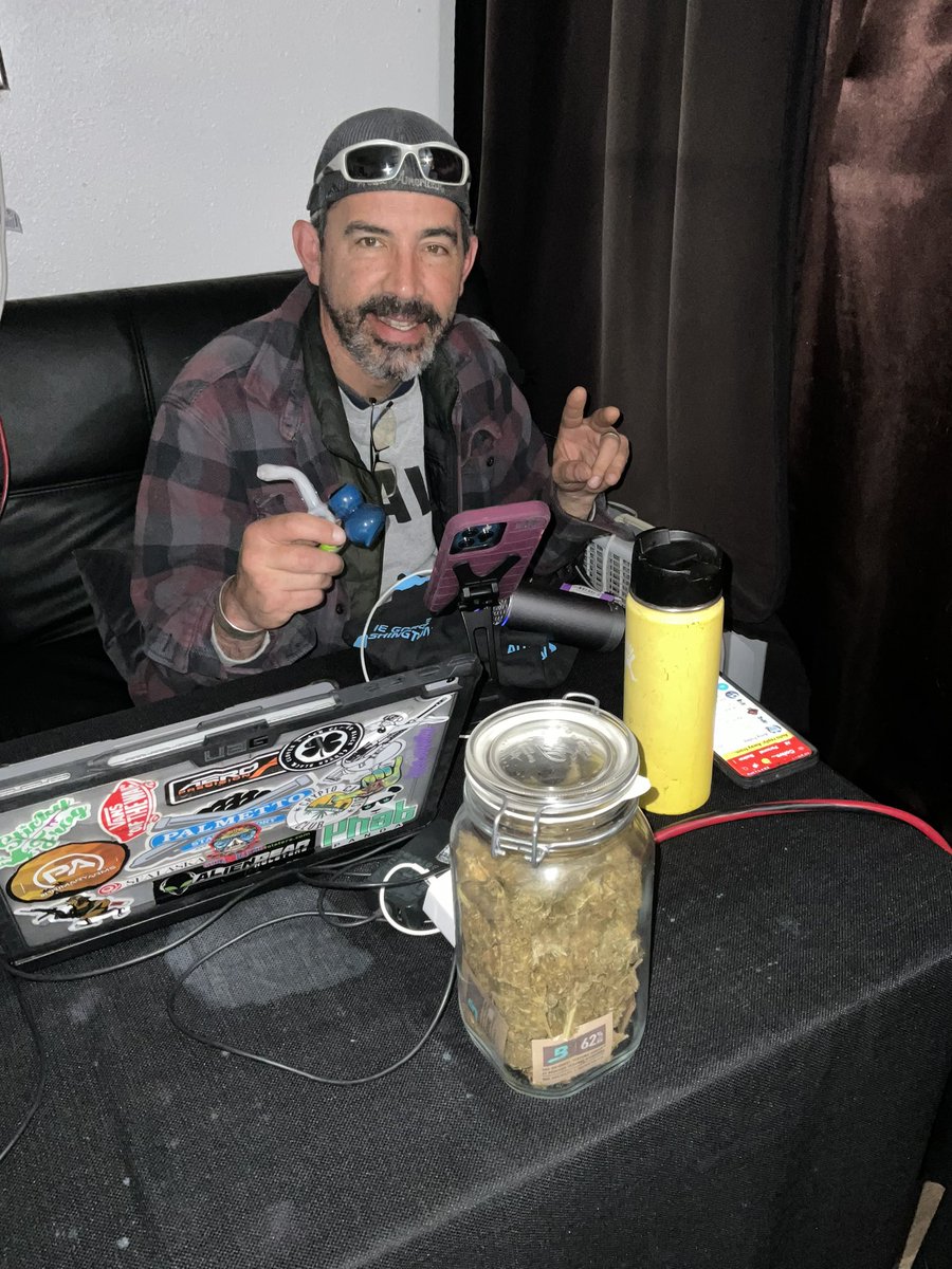 brecky_eth's tweet photo. Here at #wastccc clubhouse north for our #420 Twitter space.
Follow us around today on @wastccc420 #HAPPY420 https://t.co/QQAIjS4C42