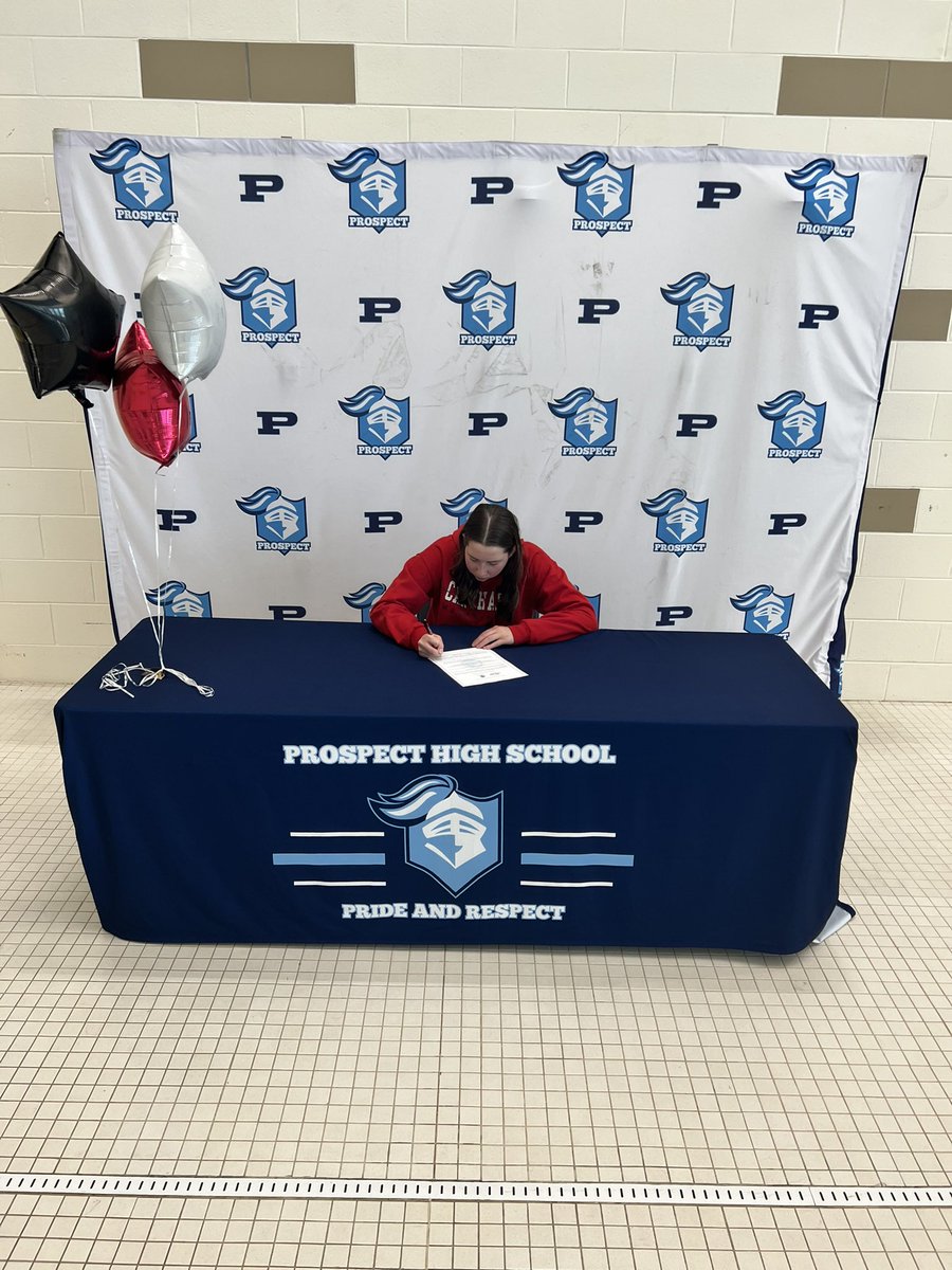 AlebiosuOmar's tweet image. ⭐️ Signing Day: 🤽🏽‍♀️Rachel Meilinger
Continuing her @ProspectPolo Water Polo career at @carthagecollege #EveryKnight #IronsharpensIron
