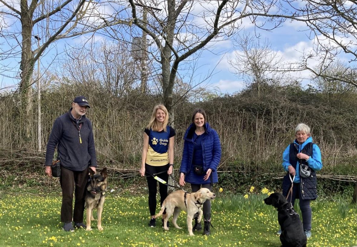 Ali’s running the London marathon for guide dogs on Sunday. 

This is an incredible charity!! 

Any donations greatly appreciated 

<a href="/guidedogs/">Guide Dogs</a> 

justgiving.com/fundraising/al…