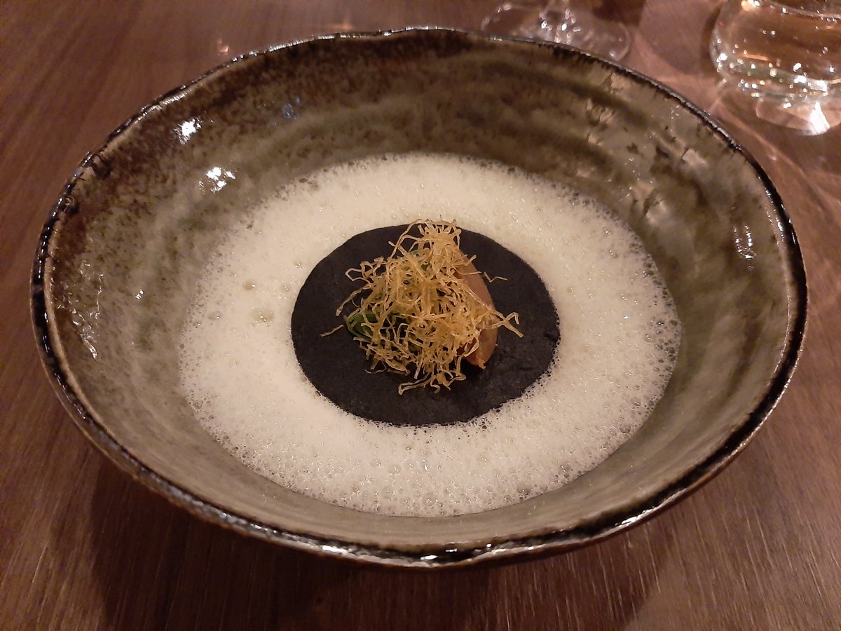 MichelinGuideUK's tweet photo. New site and as warm and welcoming as ever
Restaurant NOOK
#Stockholm #Sweden 
https://t.co/MJImUOl73S https://t.co/WrqJvz400k
