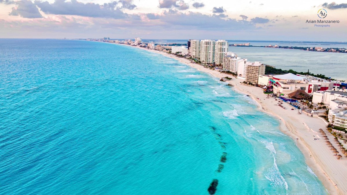 ArianManzanero's tweet photo. 🏝️ C A N C U N   ❤️ 5 3 
Grandioso Aniversario 🎂🎁 🎊#Cancún está cumpliendo 53 años! #FelicidadesCancun  #Cancún53

#53añoscancun #cancunmexico #playasdecancun #CancunNosUne #cancun2023 #visitcancun #hotelescancun #420day https://t.co/2HCRhgpzfa