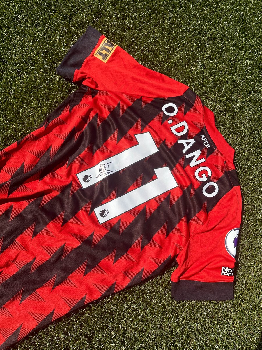 The man of the moment 🤩

You can win yourself a signed Dango Ouattara shirt to celebrate his late winner against Tottenham last weekend 👏👏

Just retweet this tweet and make sure you're following us and we'll pick a winner after Sunday's game 🙌

🎁 Good luck! 🎁