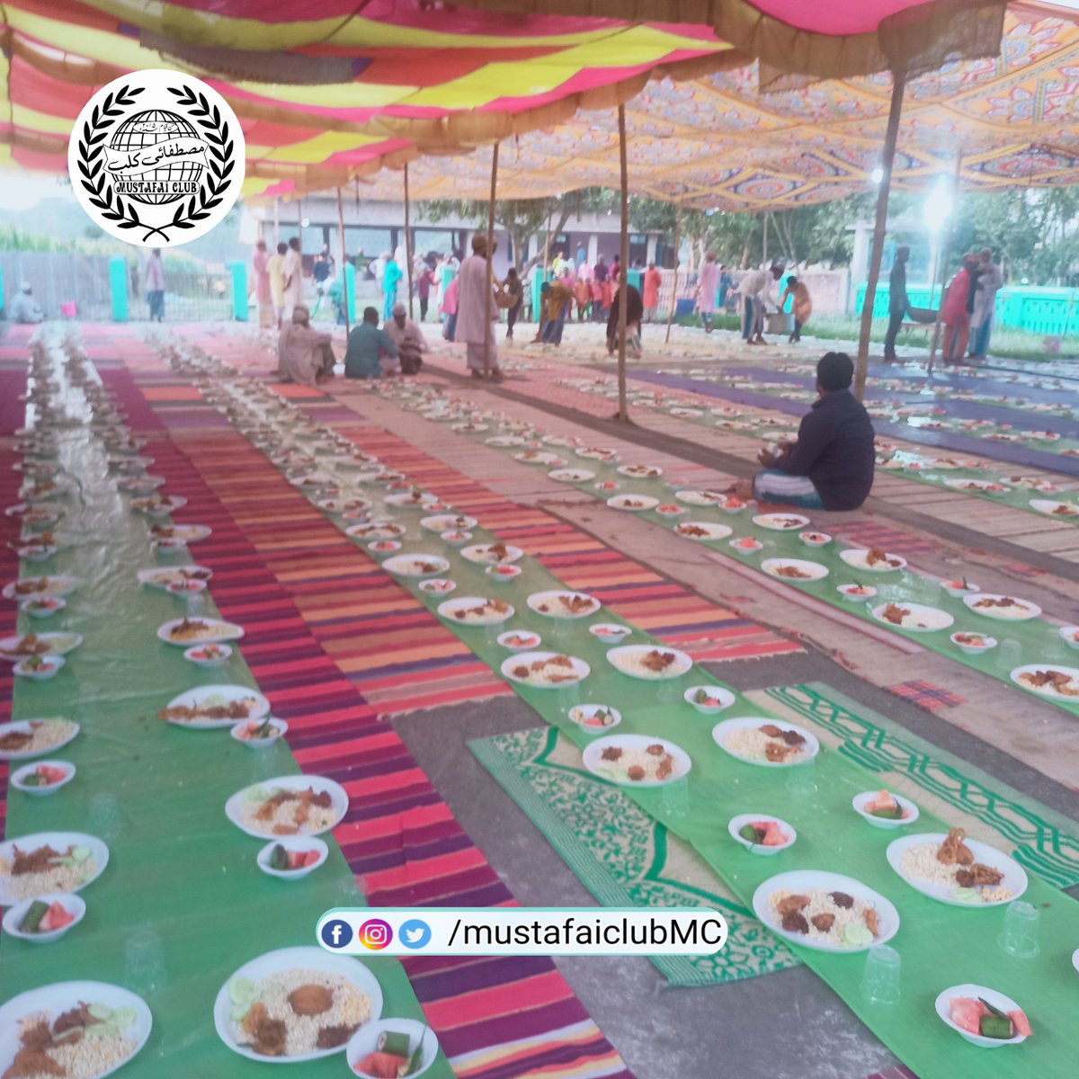 mustafaiclubMC's tweet photo. اجتماعی افطار پروگرام (زیر اہتمام: مصطفائی کلب، مولانا سکندر علی روڈ، موضع ریاں پور، کٹیہار، بہار) کی بعض تصویری جھلکیاں۔
۲۸ رمضان المبارک- جمعرات 

#مصطفائی_کلب 
#MC https://t.co/IbyAhcMAIS