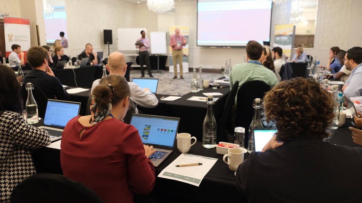 UNUWIDER's tweet photo. We just wrapped up a productive #SATIED work-in-progress workshop! As we all work towards informing #policymaking &amp; delivering innovative solutions to the economic &amp; development challenges facing #SouthAfrica, it was inspiring to hear robust discussions on possible solutions. https://t.co/uYHlKsnLbs