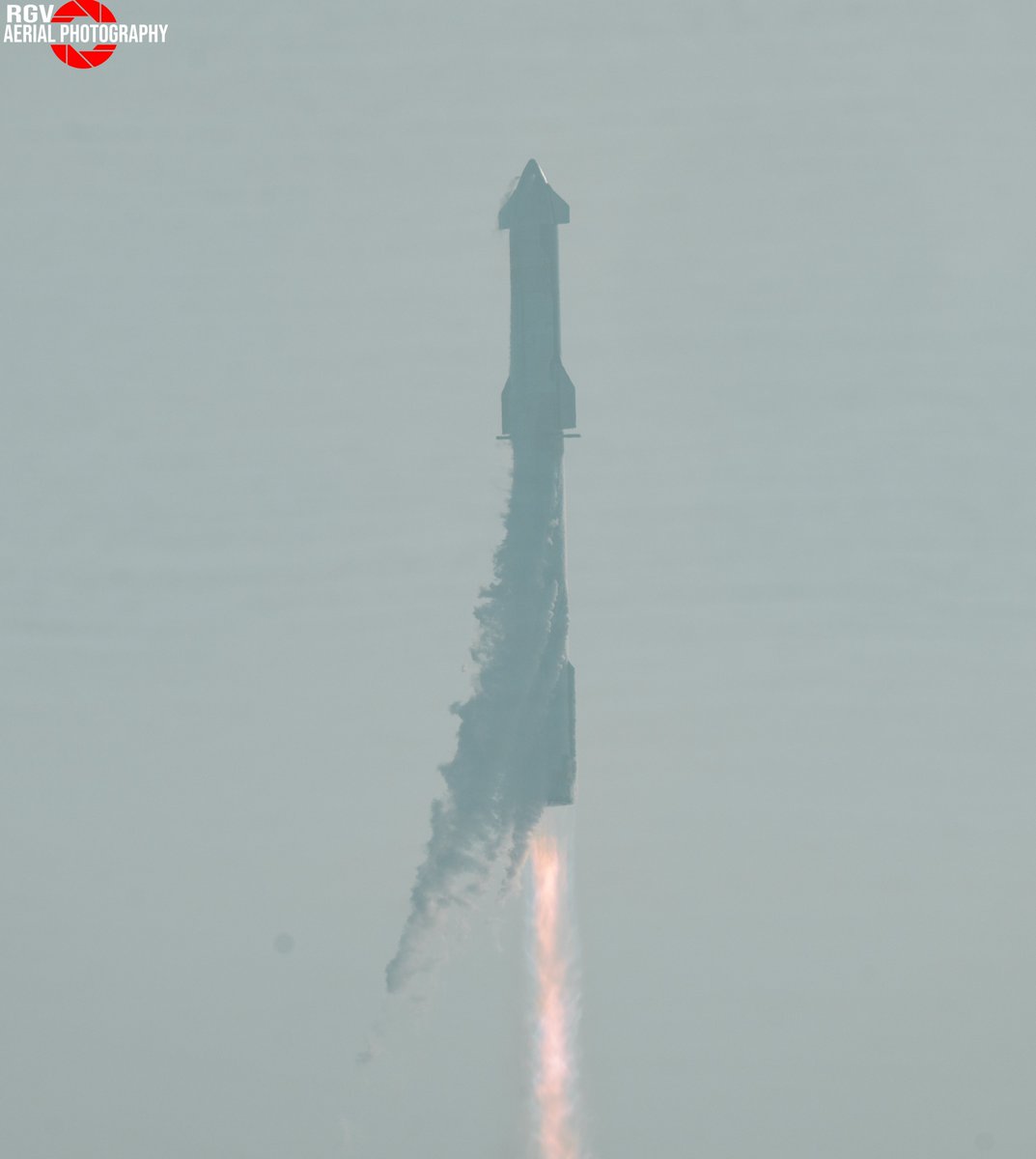 RGVaerialphotos's tweet photo. Speechless! You could feel the power of Starship! https://t.co/IAjlZdfUcT