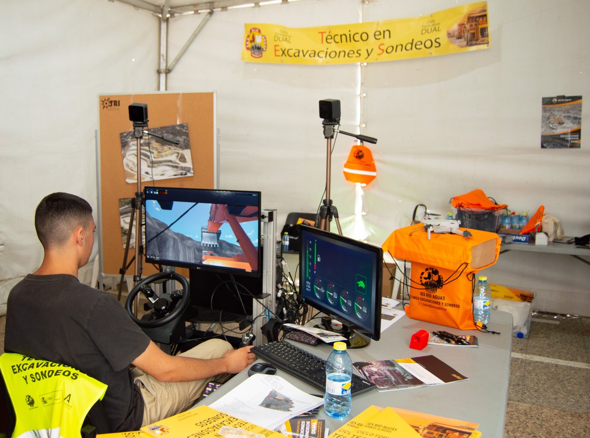 Universidad de Almería tweet media