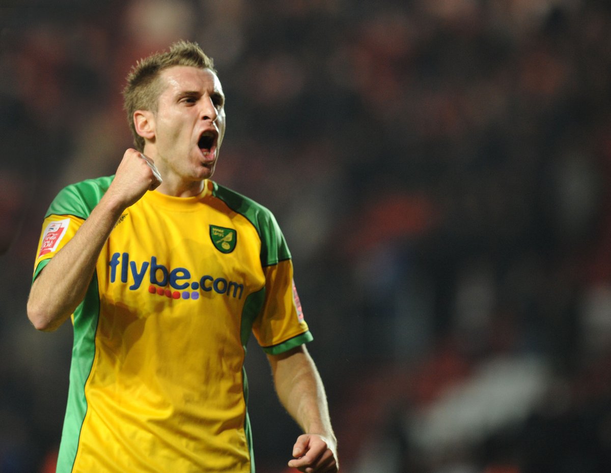 pinkun's tweet photo. Happy birthday, @DHucks6 🥳

2⃣0⃣3⃣ games
4⃣8⃣ goals

#NCFC 𝗟𝗘𝗚𝗘𝗡𝗗 🔰 https://t.co/otMMxzMvkP