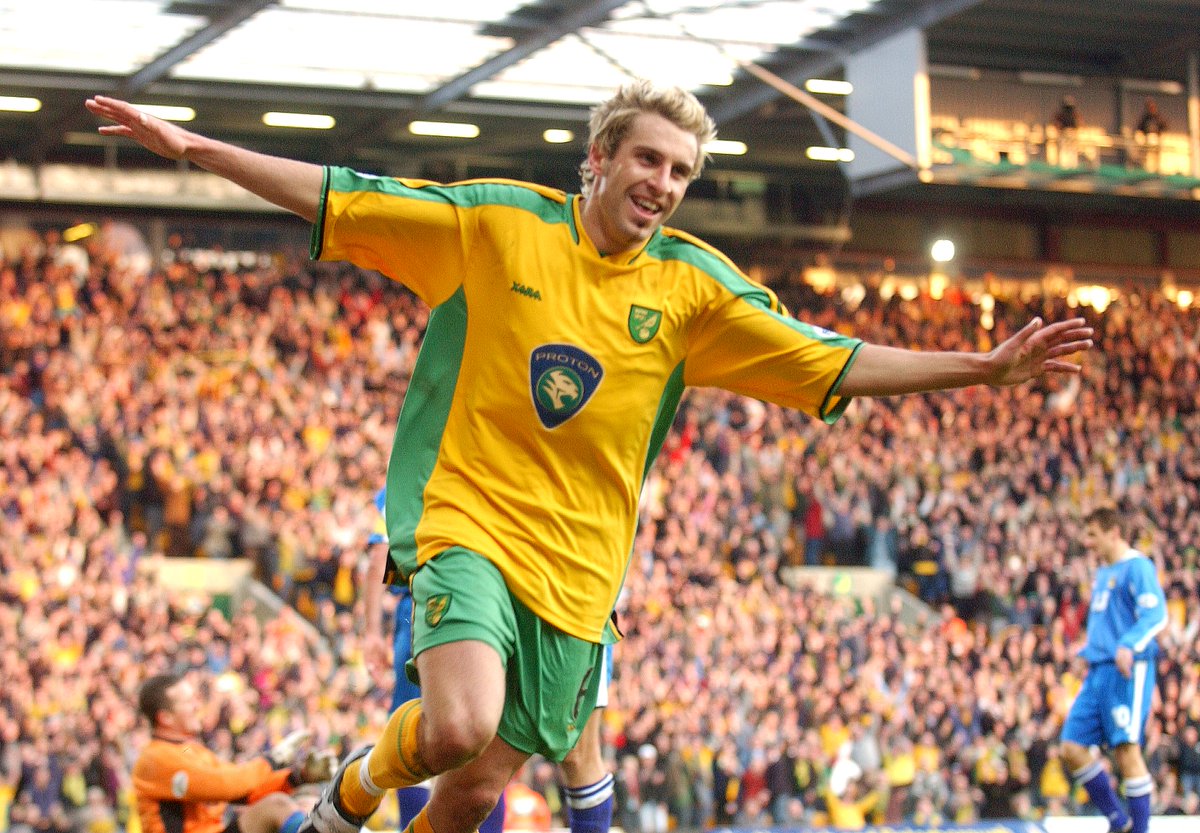 pinkun's tweet photo. Happy birthday, @DHucks6 🥳

2⃣0⃣3⃣ games
4⃣8⃣ goals

#NCFC 𝗟𝗘𝗚𝗘𝗡𝗗 🔰 https://t.co/otMMxzMvkP