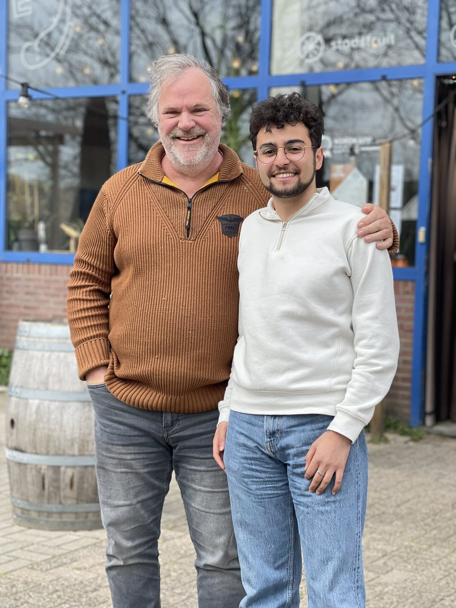 ‘Sociaaldemocratie is op naar de zon’ 

Fijne quote van <a href="/hansspekman/">Hans Spekman</a> net. Fijn om koffie te drinken en goeie plannen te maken met deze twee idealistische strijders. <a href="/denizdonmeznl/">Deniz Dönmez</a> ♥️