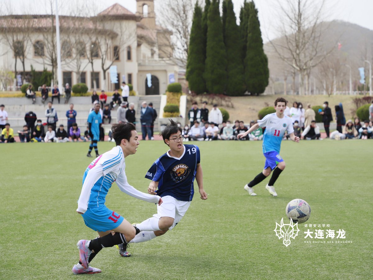 BSB_Shunyi's tweet image. Hooray! BSB Bears won 4 straight games today's ACAMIS Football Tournament in Dalian! 
Boys: BSB vs DAIS 7-0, BSB vs BIBA 10-0
Girls: BSB vs BIBA 4-2, BSB vs XIS 7-0
Stay tuned for updates tomorrow!

#BSBShunyi #NAEAchievers #ACAMIS #NordAngliaEducation