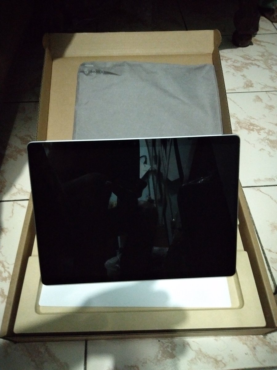 c_arnab's tweet photo. #AzureBlogathon gift arrives - Surface 8 Pro
@Microsoft @ABlogathon https://t.co/S5SYR2hyxq