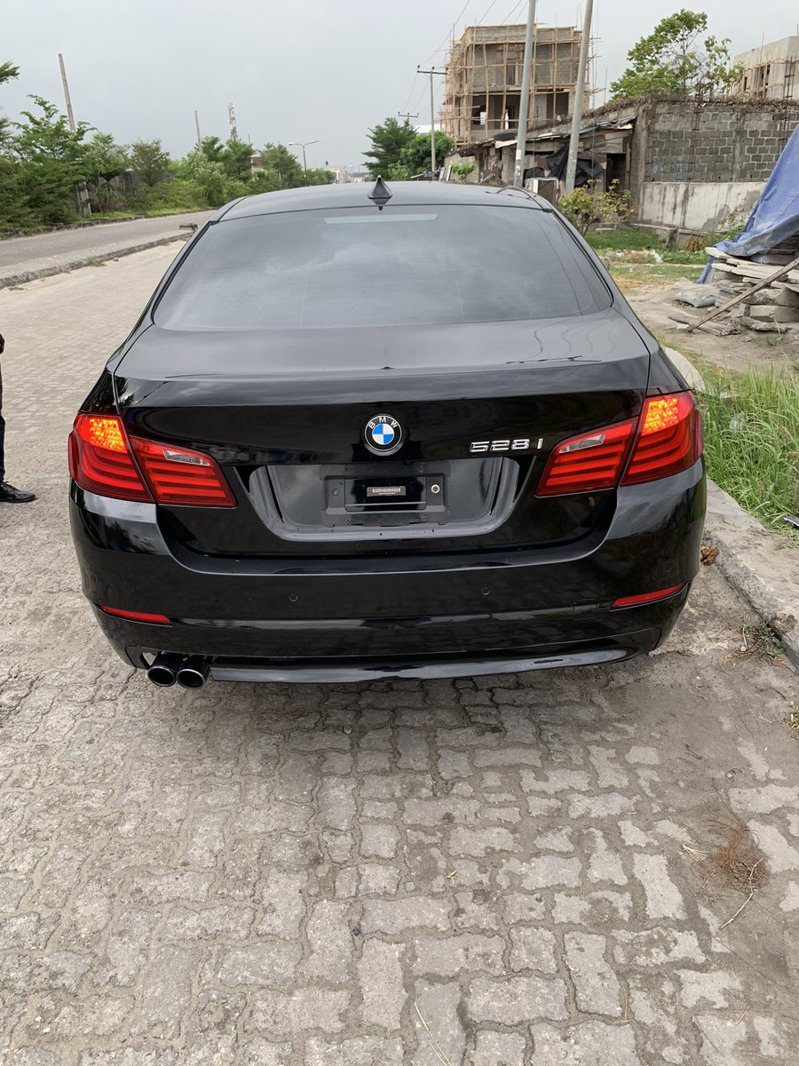 mecoleko's tweet photo. Toks BMW 760i available at lekki 
For more info you can text on WhatsApp 09155580453/07046577747 https://t.co/NK8MBkHL5v