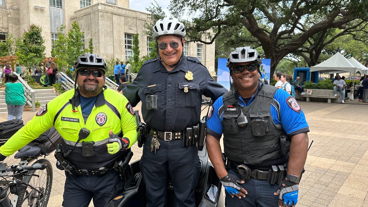 houstonpolice's tweet photo. This week, and every week, we celebrate our Earth. As a police department, we're committed to not only keeping our communities safe, but our planet as well. 

Let's make our home a cleaner &amp; greener place for generations to come.

#EarthDayHTX #EarthDay2023 https://t.co/C8XmfsB4c2