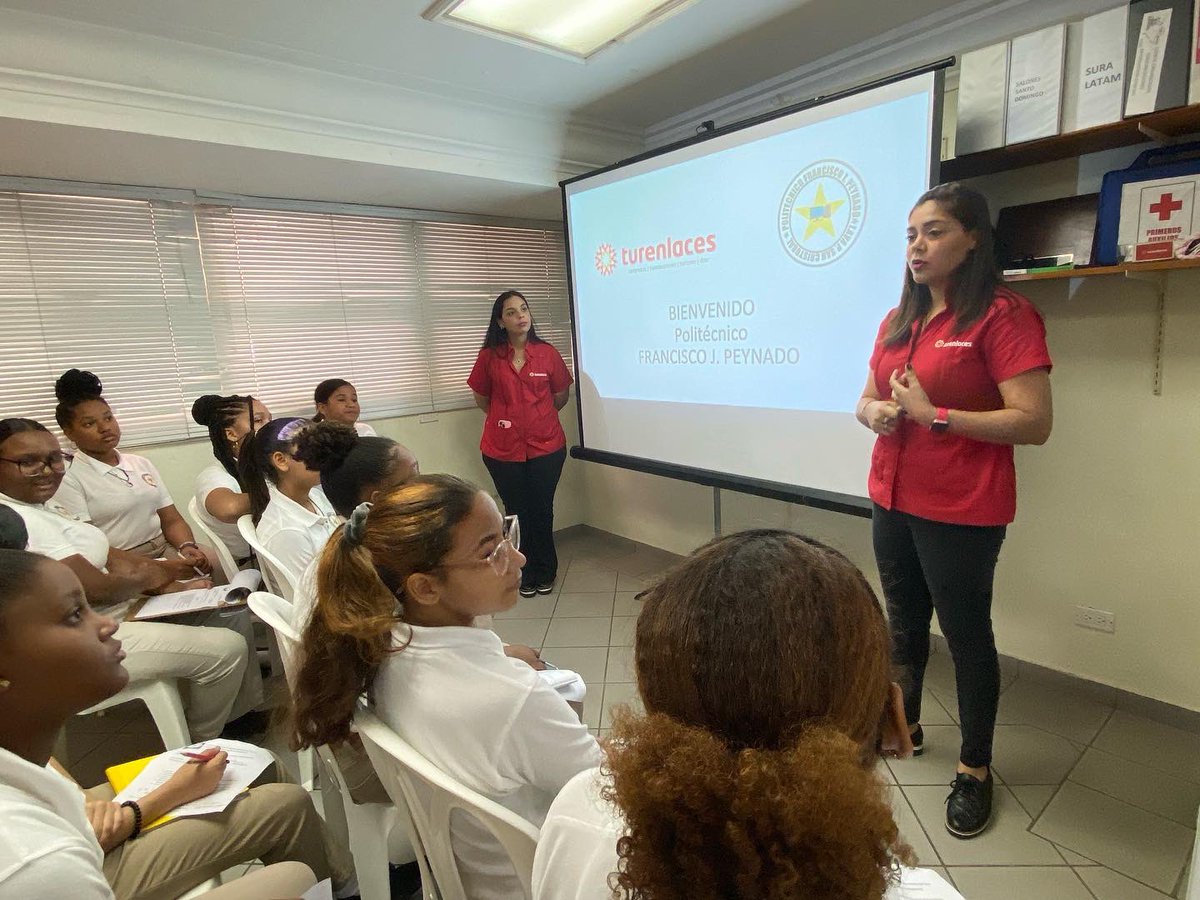 ELIZABETH TOVAR tweet media