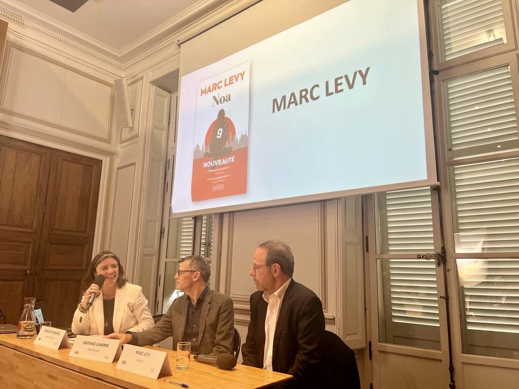 LeCNL's tweet photo. Le CNL est très heureux d’avoir accueilli en collaboration avec le @bief_France des libraires du monde entier dans ses locaux tout au long de la journée pour écouter les groupes éditoriaux présenter leurs actualités littéraires. https://t.co/P8dGir2F7e