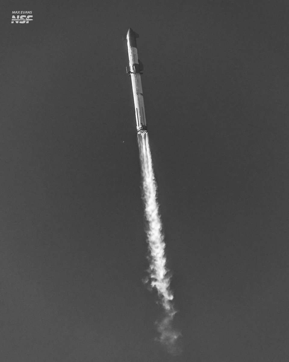 About face. 

If you look closely, you can see Ship’s flaps  as well as the amount of Raptors that were lost to this point.