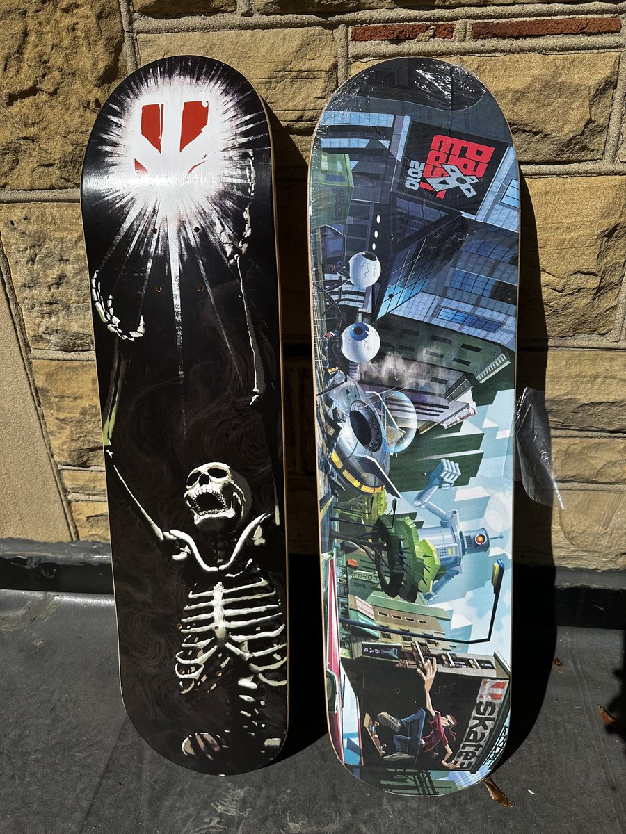 BodyVarial's tweet photo. I FINALLY GOT 2 MORE GOATED @skate DECKS !! 

MASSIVE shoutout to @Huckman42 + @Calplexatron for the insane amount of help !! https://t.co/h4NlIyb8g3