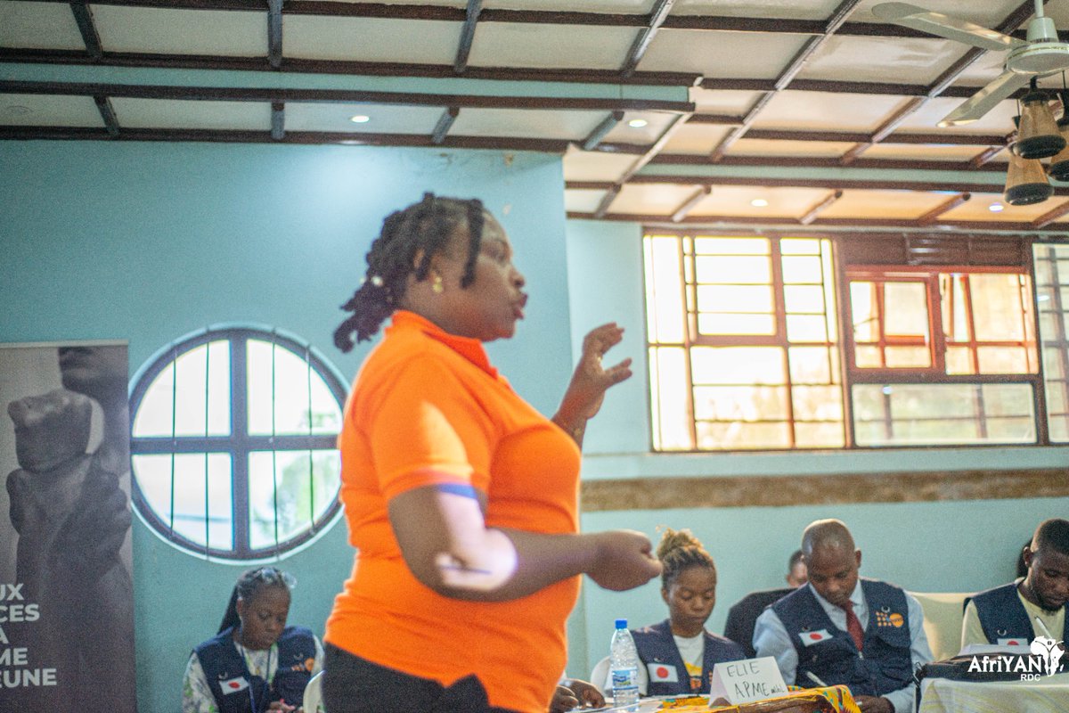 LydieKahambu's tweet photo. #Jour1: En tant qu'humanitaire, nous devons lutter contre les exploitations sexuelles, les abus sexuels et les harcèlements sexuels à dit @BoraViviane ,analyste genre chez @UNFPARDC Zone Est.  #PF, @SSR, #Nyiragongo. @AfriyanRdc https://t.co/lsLhVS9pED
