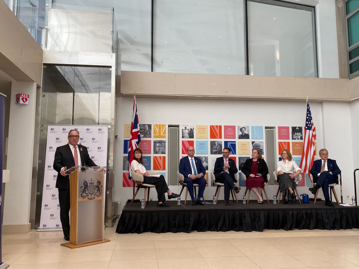NCARB's tweet photo. Leaders from NCARB and our UK counterpart @ArchRegUK  celebrated the new reciprocity agreement together in Washington, DC, at the British Embassy—hosted by British Ambassador Dame @KarenPierceUK ����

Join today's webinar at 3:30 p.m. (ET) to learn more 🇬🇧🇺🇸https://t.co/1A1JgYP8mG https://t.co/LgwoTeShUF