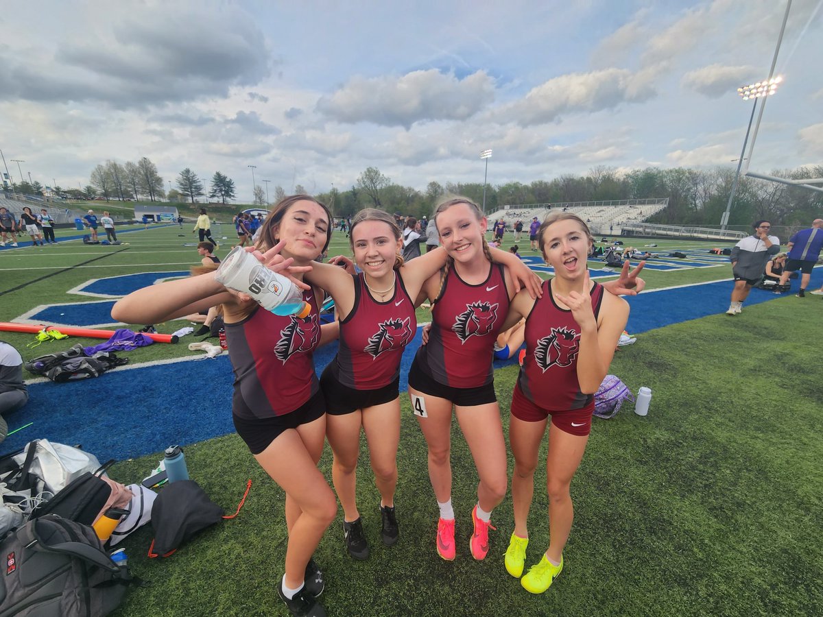The 4x400 relay of Addi, Claire, Jonas and Molly took 2nd. 
A'myia also took 2nd in Long Jump.