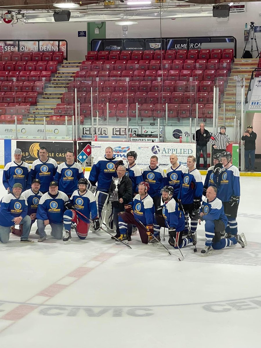 24 hours away! Play it Forward 2023 Friday 9AM and there is still time for you to help reach our $60,000 goal! head over today to the link below to help our players reach their fundraising goal! Who will be awarded the trophy gallery cup this year?
bordercityconnects.com/play-it-forwar…