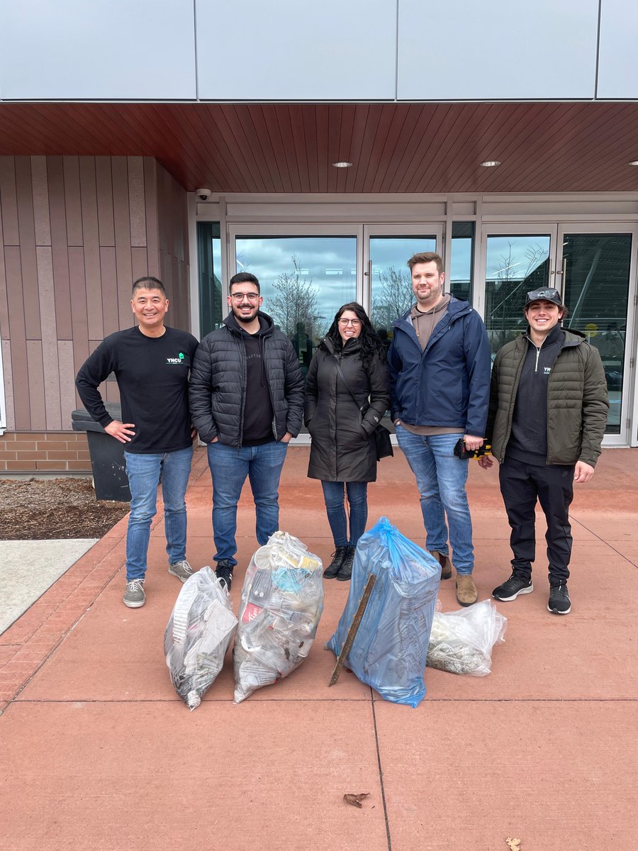 SustainableWat's tweet photo. Our Earth Day clean up was a success! Thank you to @OpenText, @YourNCU, @SAP, and our staff for coming out and helping to keep the @RTPARKUW in ✨immaculate shape✨!

#EarthWeek2023 #EarthDay #EarthDayCleanUp https://t.co/lcqHUXkVaO