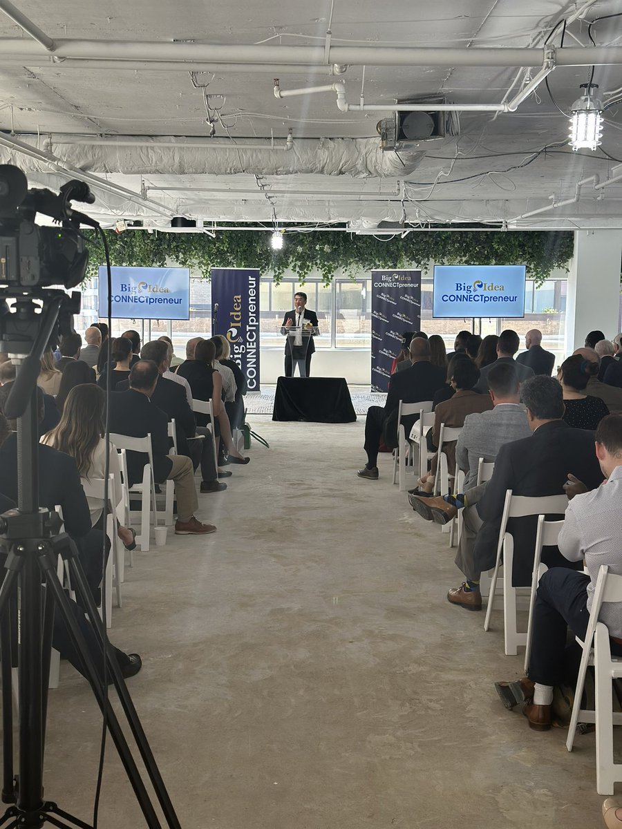 patentpoints's tweet photo. Another amazing @Connectpreneur event in downtown DC this morning! 

#Entrepreneurship #access2capital #intellectualproperty @HEA_IP @tienwong https://t.co/mijTbPKv4i
