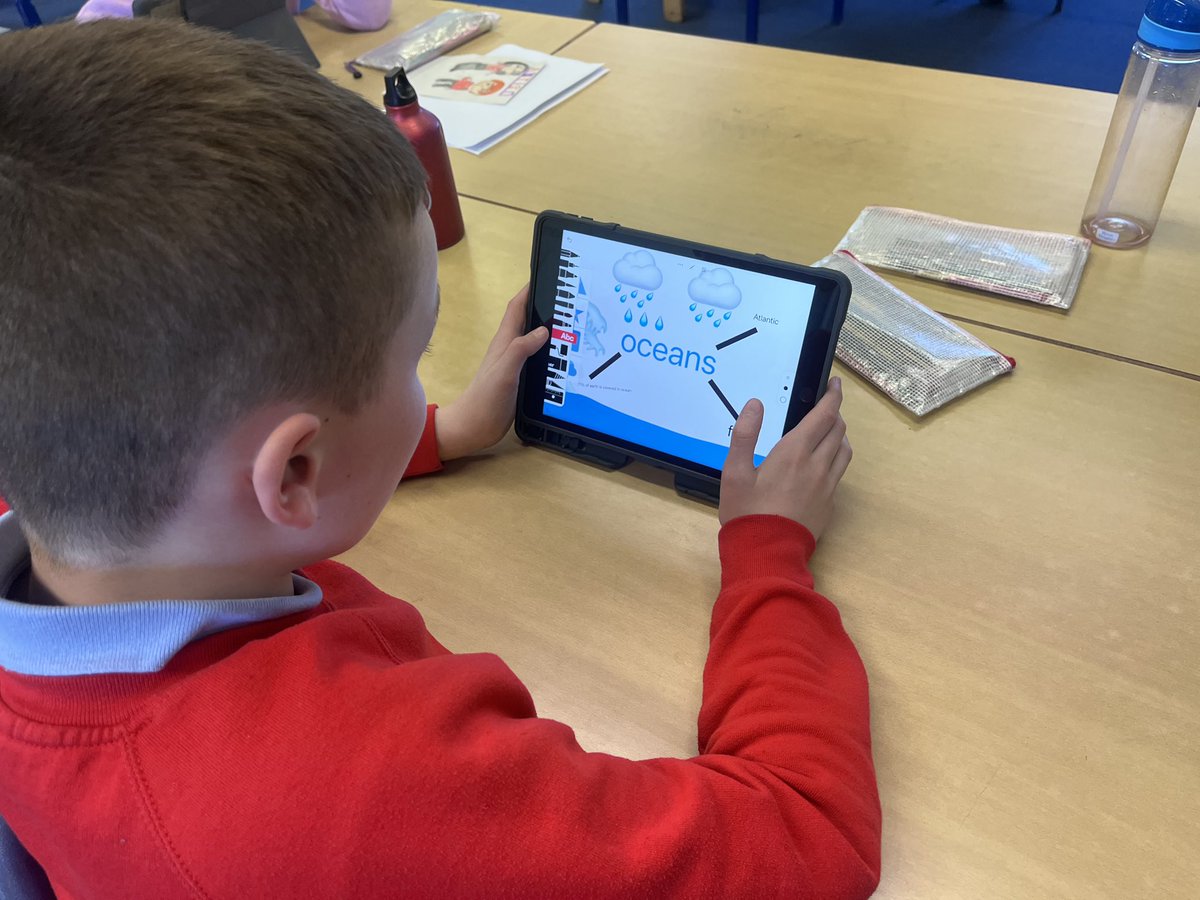 Mr Knight tweet media