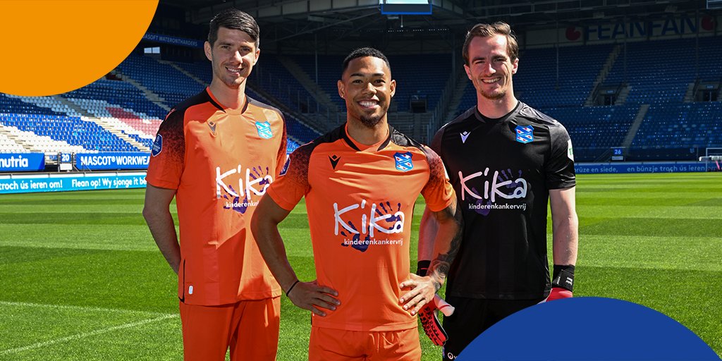 Ausnutria staat met veel liefde haar plek op het shirt af ten bate van een ontzettend goed doel: KiKa! Hiermee willen wij samen met <a href="/scHeerenveen/">sc Heerenveen</a> aandacht vragen en geld ophalen voor de strijd tegen kinderkanker. 

Lees meer over deze bijzondere actie op: sc-heerenveen.nl/nieuws/2023/sc…