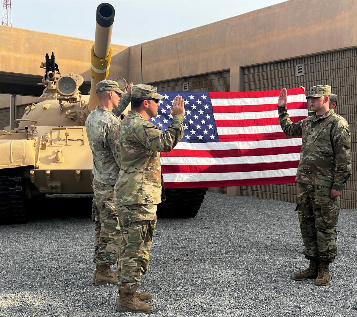 ASGKU's tweet image. A congratulations and salute to this week&apos;s reenlisting Soldiers! SFC Hester, logistics, and SGT Gregory, MP,  both benefit from some great retention programs - including $5k bonus, Post-9/11 GI Bill transfer, &amp;amp; Station of Choice!  #miltwitter

@usarec | @usarmycentral