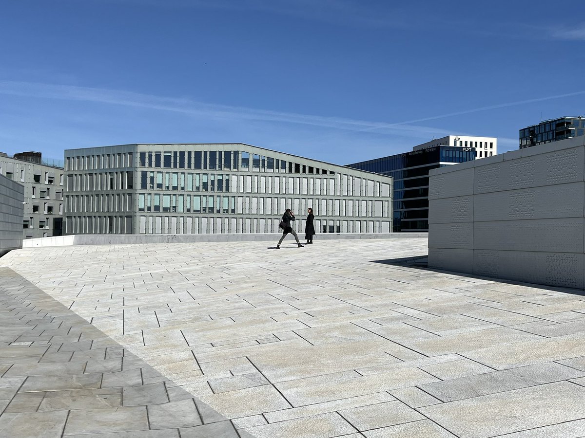 Monica Degen tweet media