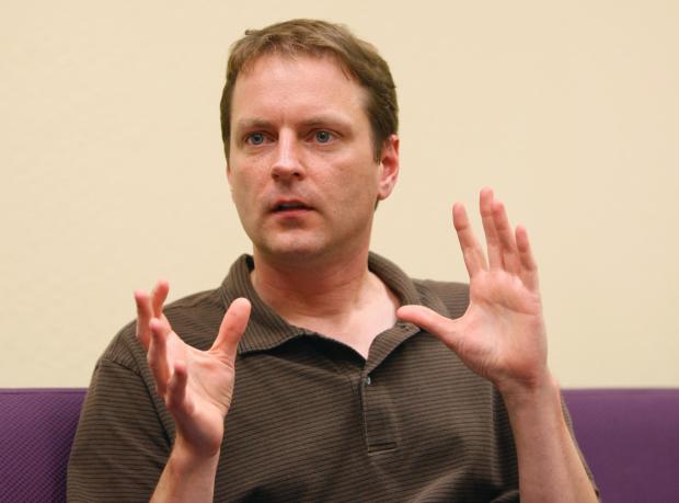 LeThomasOFF's tweet photo. L'informaticien américain #DavidFilo fête aujourd’hui ses 57 ans. 🥳
Il est co-fondateur de Yahoo! avec Jerry Yang.
En 2023, sa fortune est estimé à 3,5 milliards de dollars. https://t.co/Z8w4gSszsQ