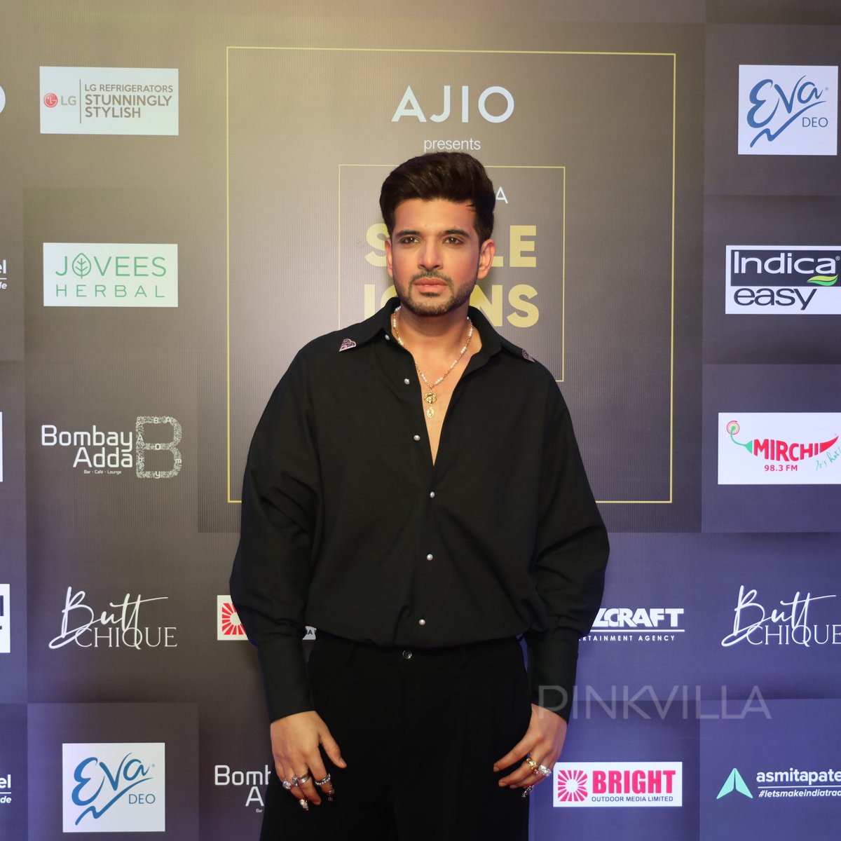PinkvillaSouth's tweet photo. The Dapper! Karan Kundrra at the Pinkvilla Style Icons 2!
@AJIOLife @LGIndia @reelstario
#Pinkvilla #PinkvillaStyleIcons2 #PinkvillaStyleIcons #PSI2 https://t.co/XgXY1KZf0y