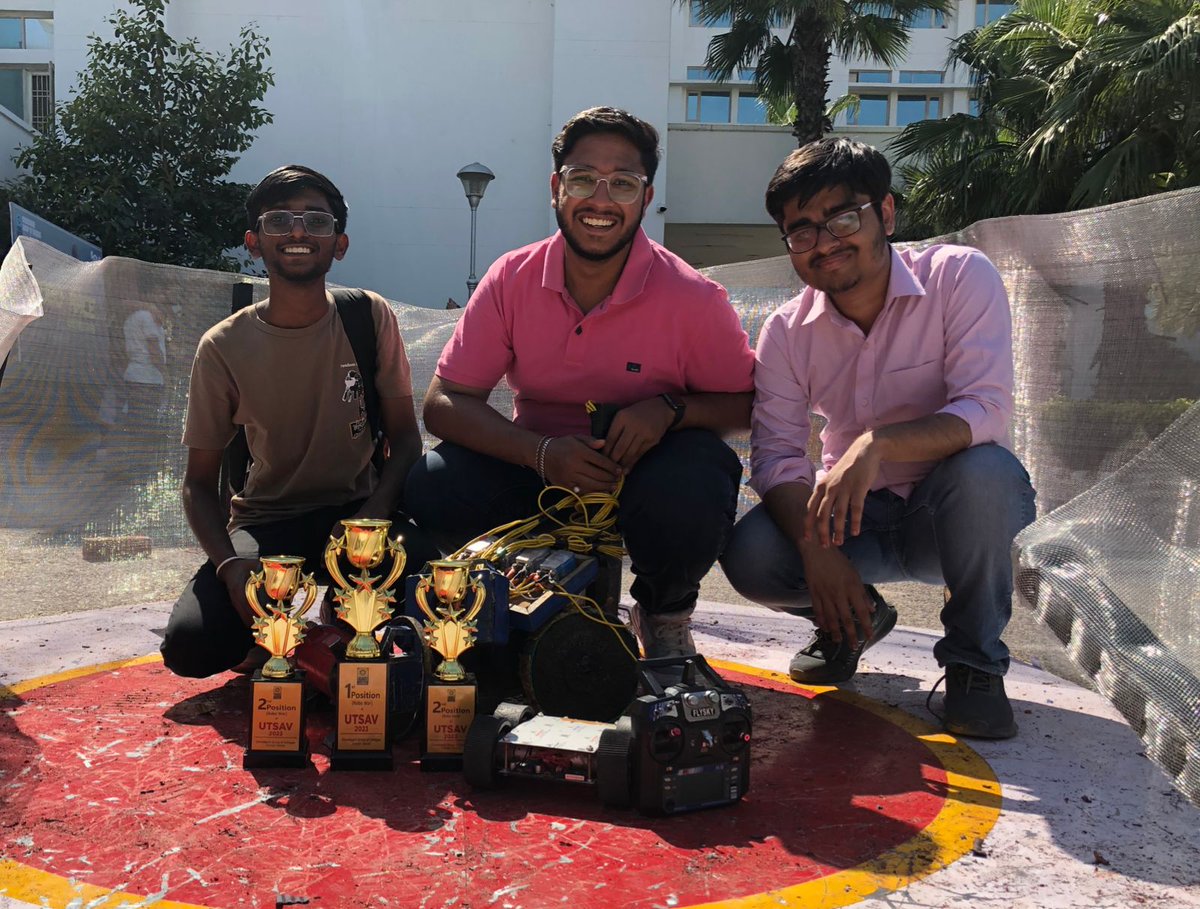 BpitIndia's tweet image. Congratulations💐 to Randhir Shah (ECE-B, 3rd Year), Cherish Sehgal (ECE-A, 3rd Year) and Nishant Jindal (ECE, 2nd Year) of #ELECTRONAUTS society for 1st position in #ROBOWARS and 2nd position in #ROBORACE at #utsav2023 held in #CGCJhanjeri, Mohali.
#bpit
#bpitindia