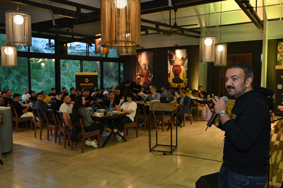 BinanceArabic's tweet photo. We had an amazing meetup in Lebanon 🇱🇧

We celebrated the final days of Ramadan with 215+ Binancians at our Saida iftar meetup. It was a truly special event where we build a strong #Binance community together. #BinanceMeetupLebanon

Thank you to everyone who joined us 🙏 https://t.co/7DyRfaydeW