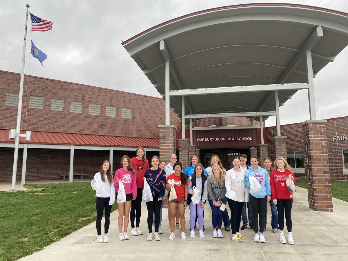 Fairbury HS is hosting the district music contest today. This morning NHS members picked up trash to help our school look nice for guests. #jeffpride
