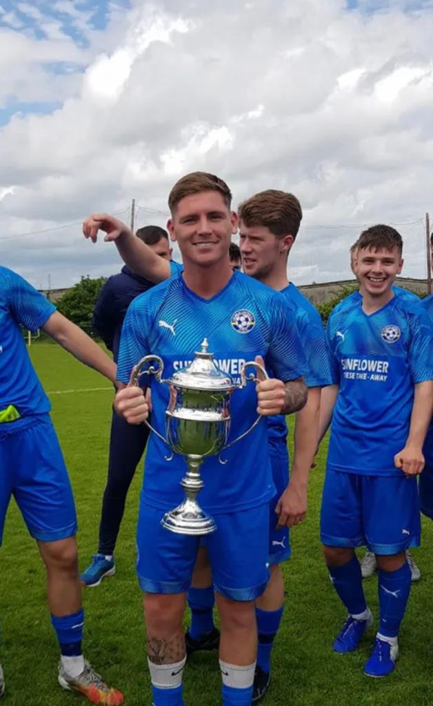 As we laid Glenn to rest today we would like to help ease some of the pressure from his family so if you could donate and help us help Glenn's family would be great. 🔵❤️⚪️

gofund.me/dca23a81

<a href="/Striker1Online/">Herald striker</a> <a href="/LSLLeague/">Leinster Senior League</a> <a href="/TheEchoOnline/">The Echo Newspaper 🗞</a> <a href="/DefenceIrish/">Irish Defence Forces Soccer</a>